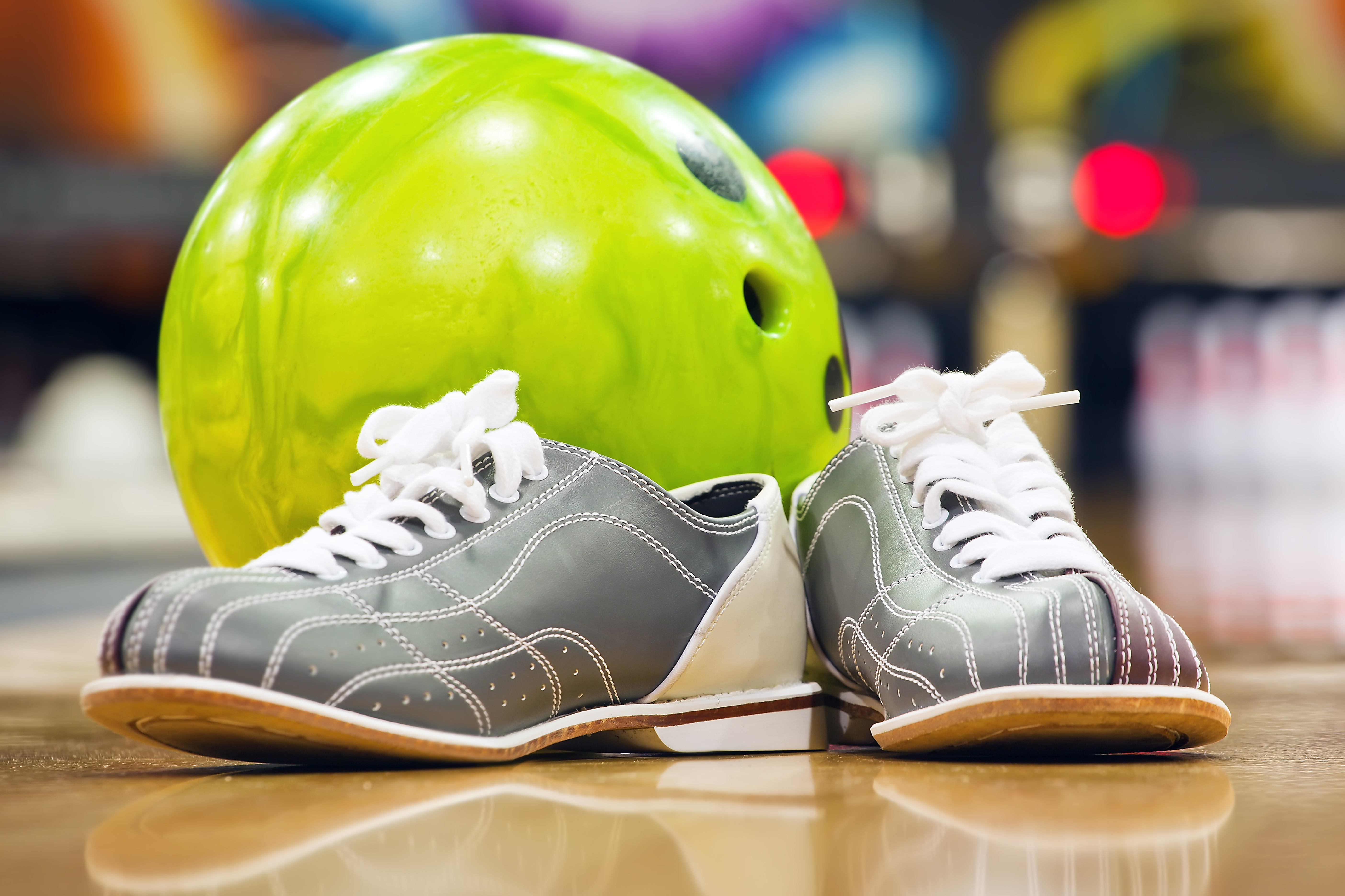 You Won’t Believe These Amazing Bowling Tricks